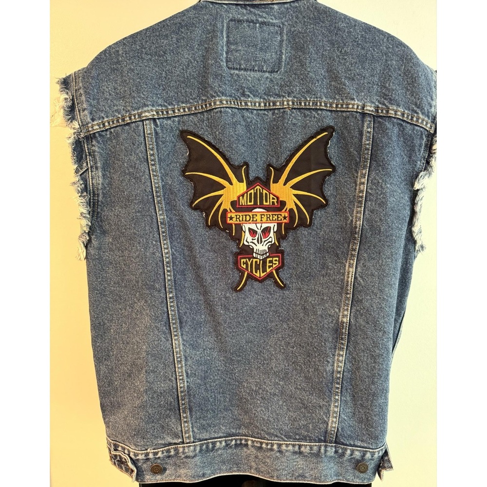Levi Signature Vest Mens M Blue Denim Biker Cutoff Batwing Skull Back Patch - Picture 5 of 16